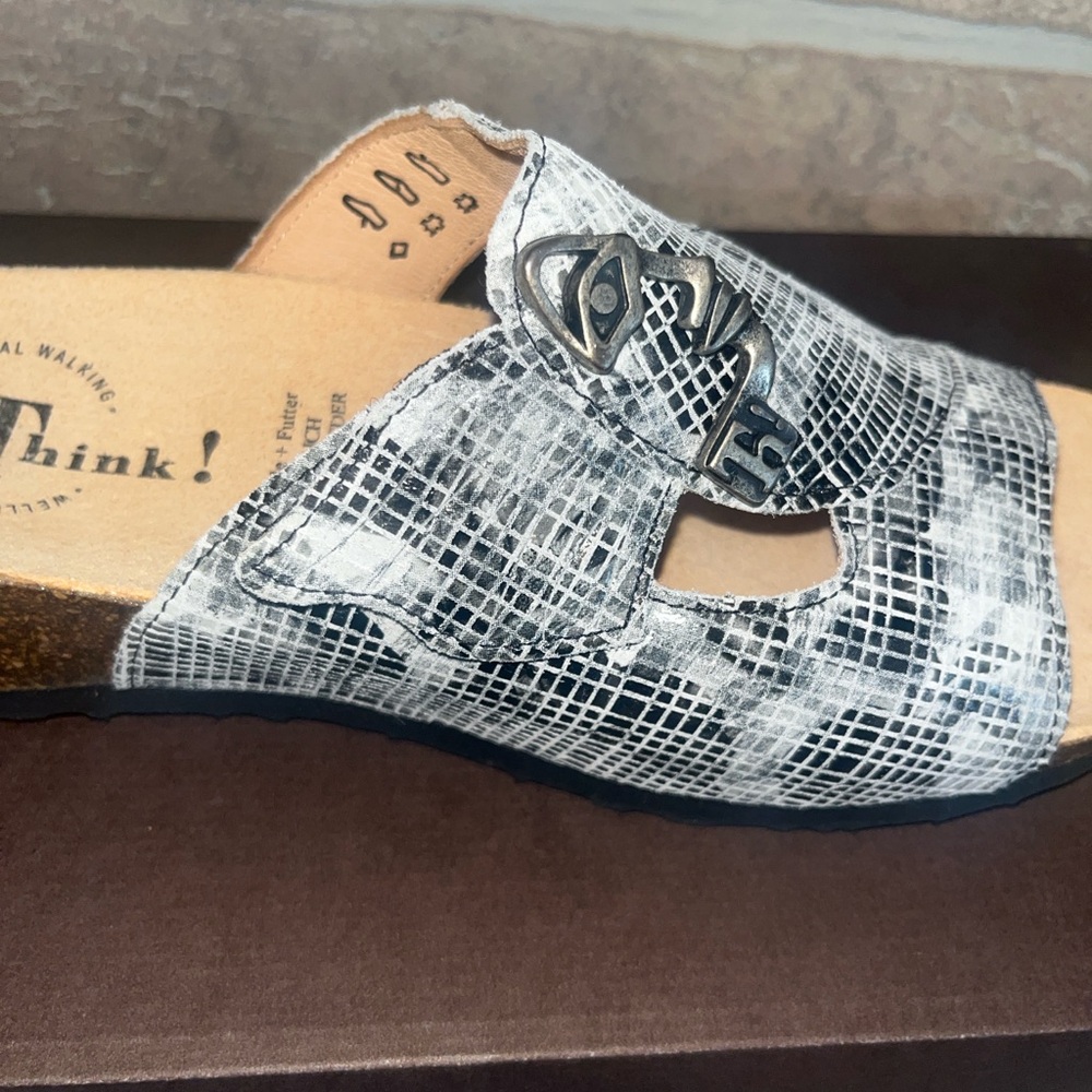THINK! Mizzi style sandal SIZE 38 - Picture 4 of 11